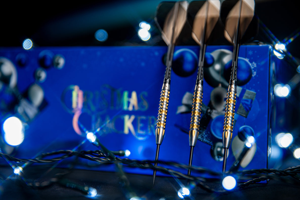 Mission Christmas Cracker – Exklusives Dart-Geschenkset mit Steel Tip Darts & Zubehör